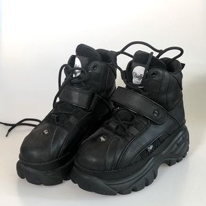 Buffalo London Boots Low Cut Ankle Leather black size 7